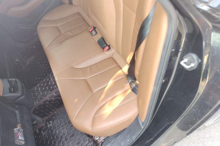 Used Hongqi H5 2018 30TD Smart Connect Dynamic Edition Left Rear Seat