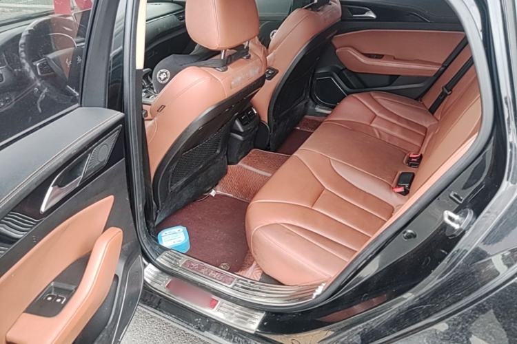 Used Hongqi H5 2018 30TD Smart Connect Dynamic Edition Left Rear Seat