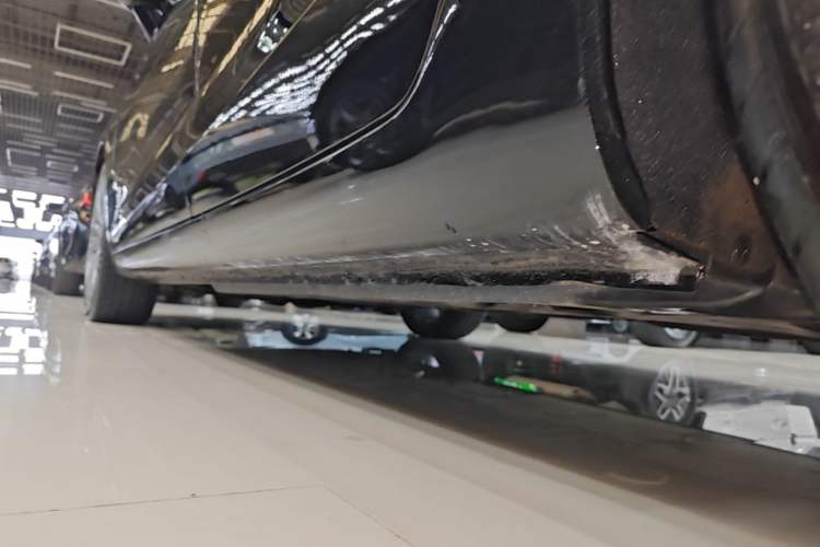 Used Hongqi H5 2018 30TD Smart Connect Dynamic Edition Left Side Sill