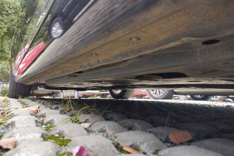 Used Hongqi H5 2018 30TD Dynamic Edition Left Side Sill