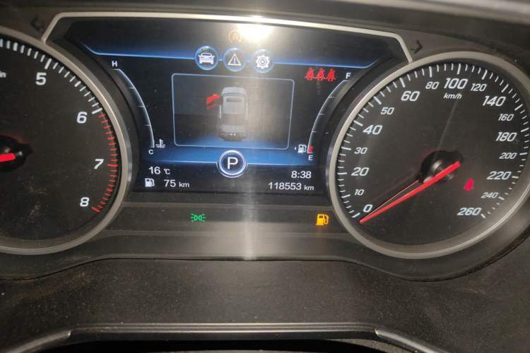 Used Hongqi H5 2018 30TD Smart Connect Dynamic Edition Odometer Close Up