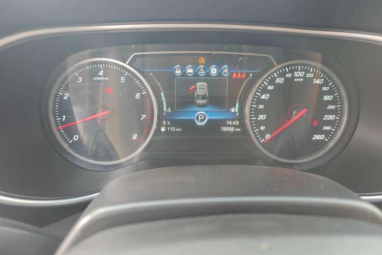Used Hongqi H5 2018 30TD Smart Connect Dynamic Edition Odometer Close Up