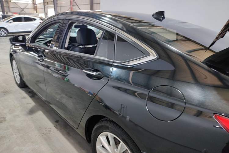 Used Hongqi H5 2018 30TD Dynamic Edition Rear Left 45 Deg