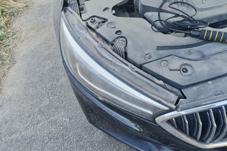 Used Hongqi H5 2018 30TD Dynamic Edition Right Front Headlight