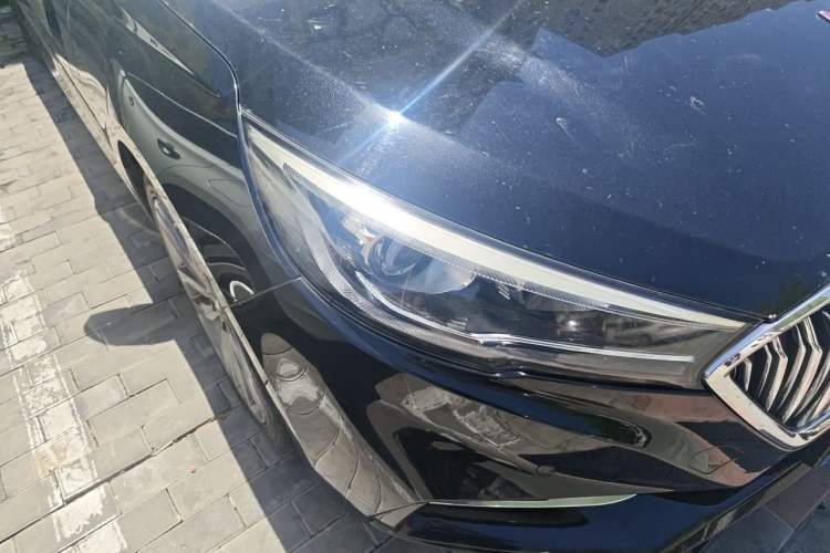 Used Hongqi H5 2018 30TD Smart Connect Dynamic Edition Right Front Headlight