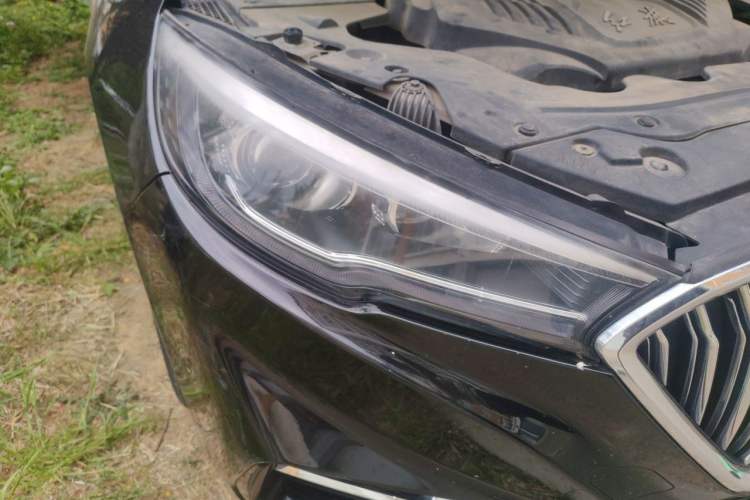 Used Hongqi H5 2018 30TD Dynamic Edition Right Front Headlight