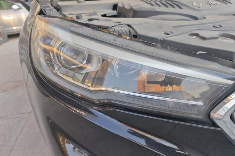 Used Hongqi H5 2018 30TD Dynamic Edition Right Front Headlight