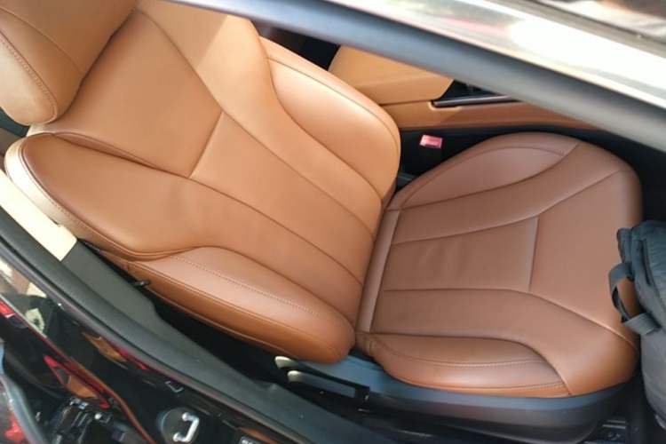 Used Hongqi H5 2018 30TD Dynamic Edition Right Front Seat