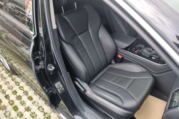 Used Hongqi H5 2018 30TD Dynamic Edition Right Front Seat