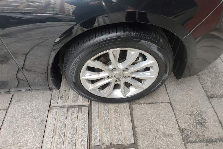 Used Hongqi H5 2018 30TD Dynamic Edition Right Front Wheel Hub