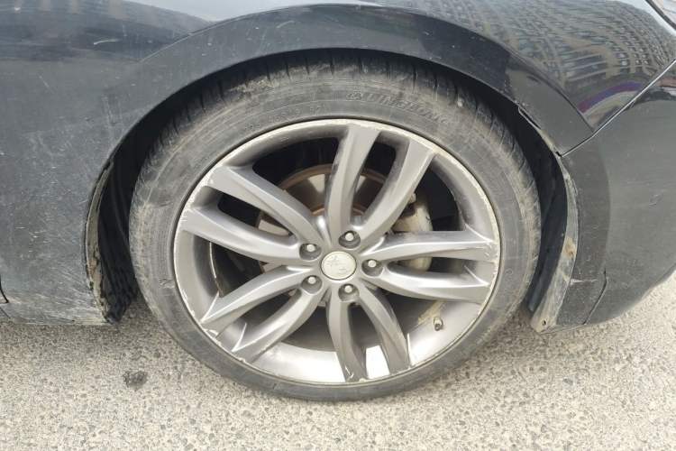 Used Hongqi H5 2018 30TD Smart Connect Dynamic Edition Right Front Wheel Hub