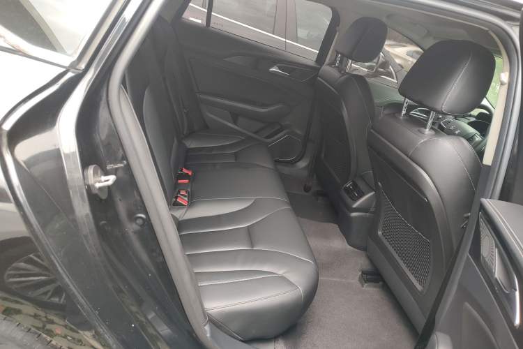 Used Hongqi H5 2018 30TD Dynamic Edition Right Rear Seat