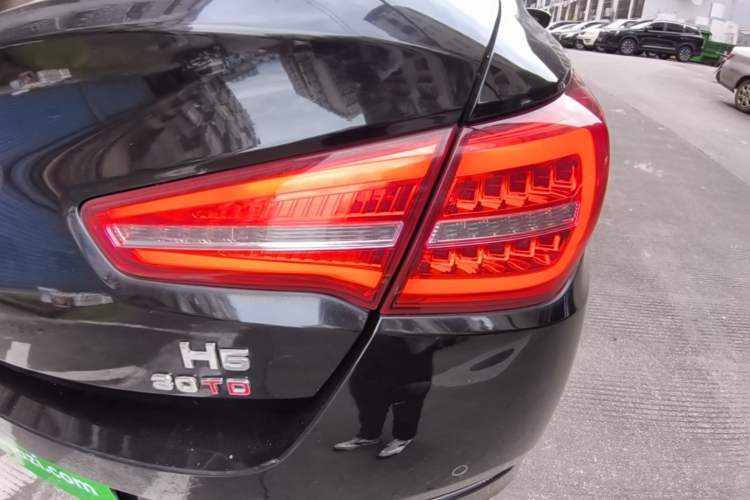 Used Hongqi H5 2018 30TD Dynamic Edition Right Rear Taillight