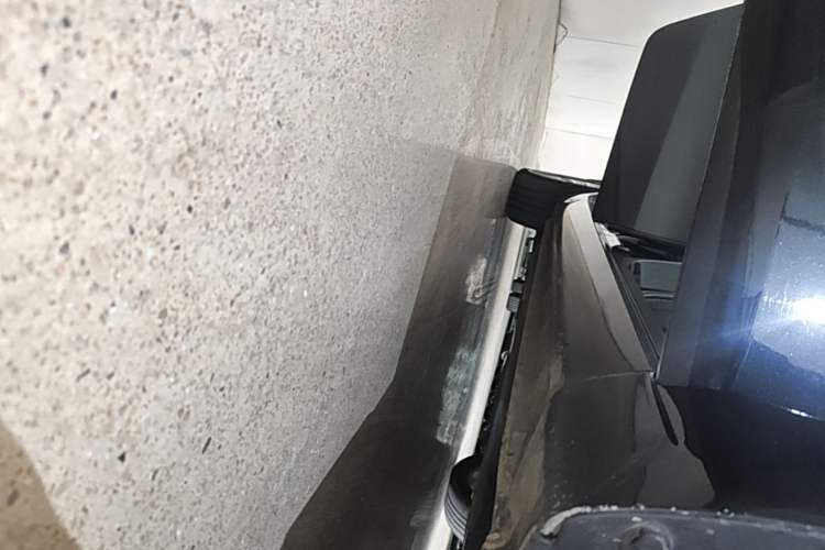 Used Hongqi H5 2018 30TD Dynamic Edition Right Side Sill