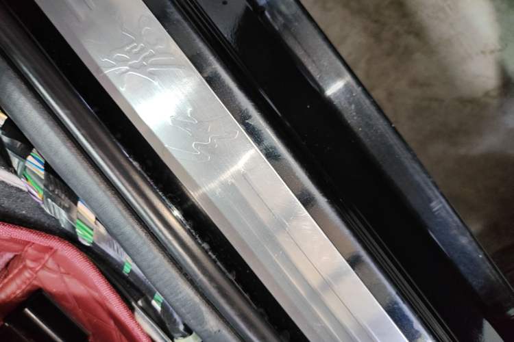 Used Hongqi H5 2018 30TD Dynamic Edition Right Side Sill