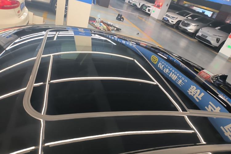 Used Hongqi H5 2018 30TD Smart Connective Dynamic 60th Anniversary Edition Roof