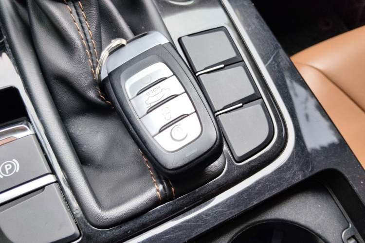 Used Hongqi H5 2018 30TD Dynamic Edition Vehicle Key