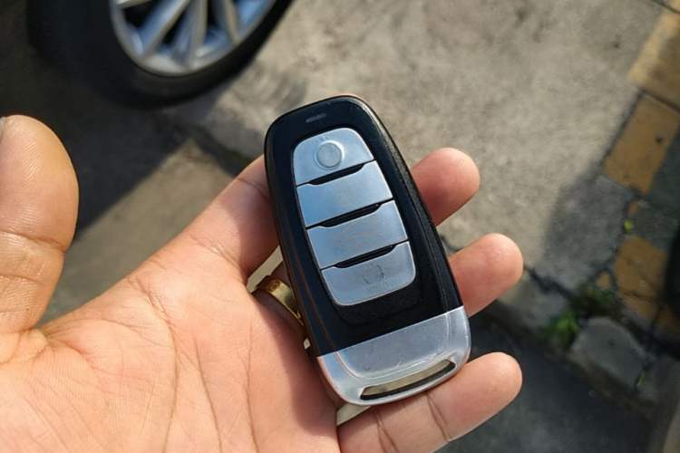 Used Hongqi H5 2018 30TD Dynamic Edition Vehicle Key