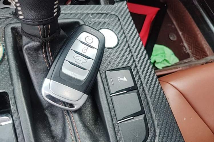 Used Hongqi H5 2018 30TD Smart Connect Dynamic Edition Vehicle Key