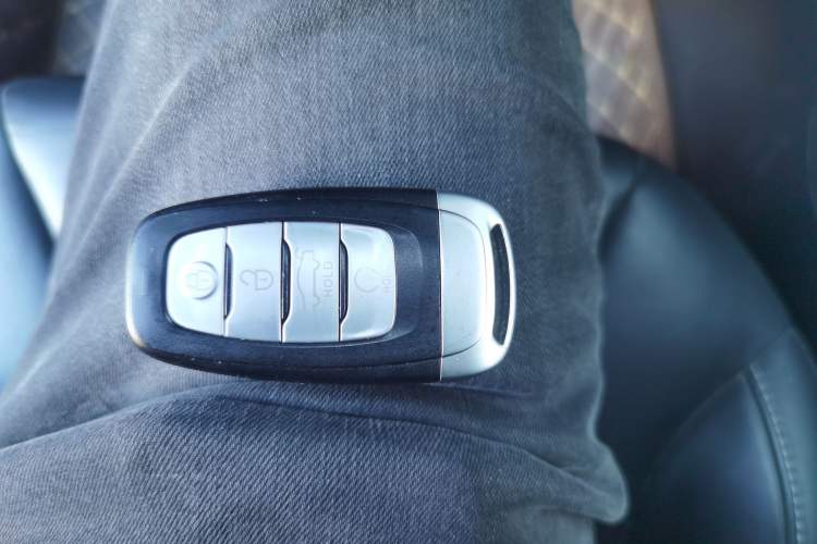 Used Hongqi H5 2018 30TD Smart Connect Dynamic Edition Vehicle Key