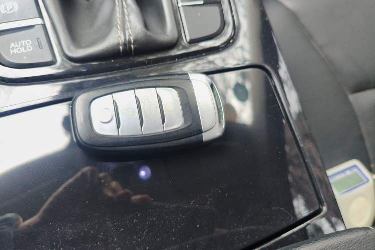 Used Hongqi H5 2018 30TD Smart Connect Dynamic Edition Vehicle Key