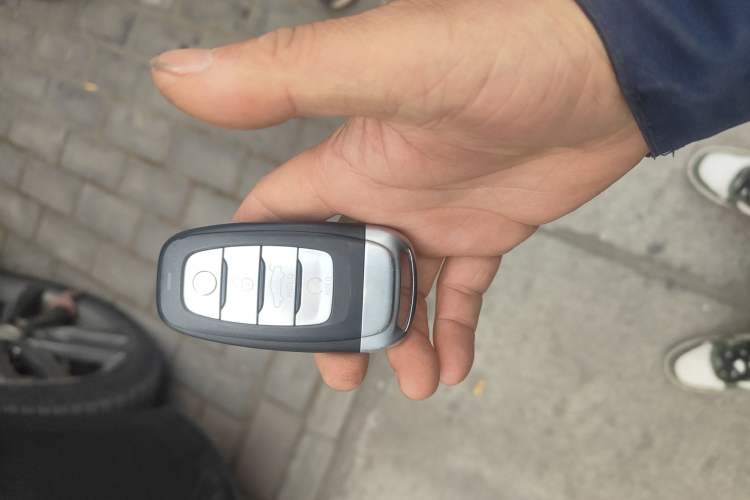 Used Hongqi H5 2018 30TD Smart Connect Dynamic Edition Vehicle Key