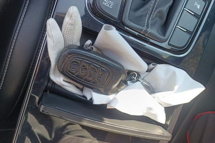 Used Hongqi H5 2018 30TD Smart Connect Dynamic Edition Vehicle Key
