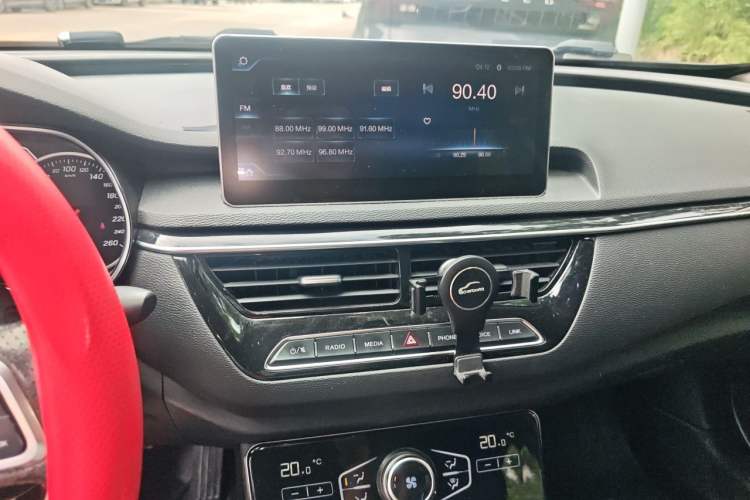Used Hongqi H5 2018 30TD Dynamic Edition Audio And AC Panel