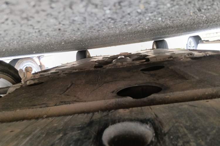 Used Hongqi H5 2018 30TD Dynamic Edition Chassis Front