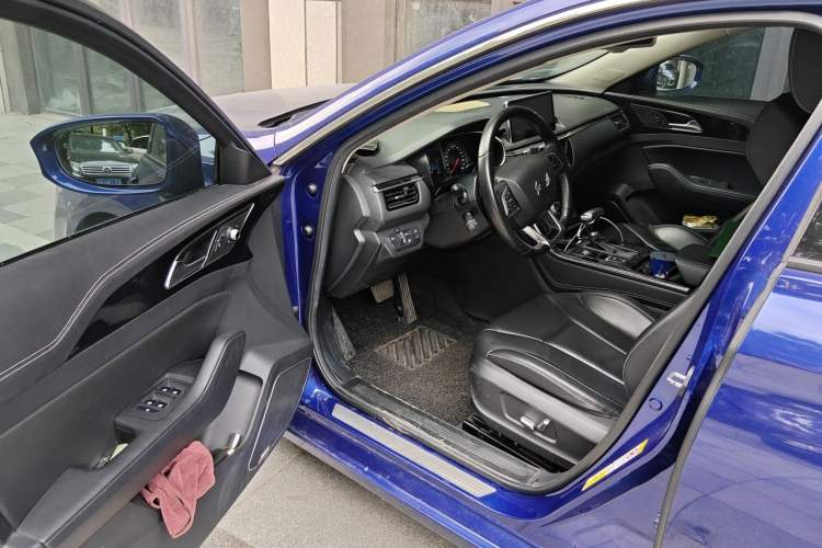 Used Hongqi H5 2018 30TD Smart Connect Dynamic Edition Driver Seat