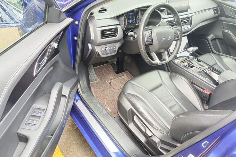 Used Hongqi H5 2018 30TD Dynamic Edition Driver Seat
