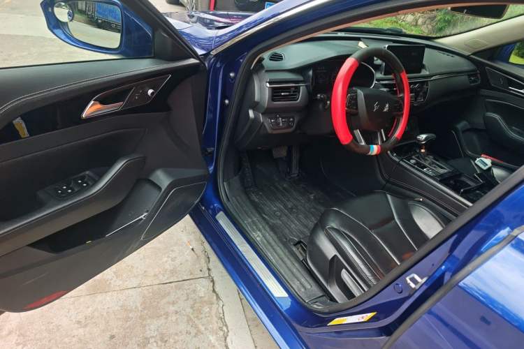 Used Hongqi H5 2018 30TD Dynamic Edition Driver Seat