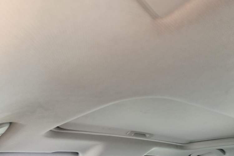 Used Hongqi H5 2018 30TD Dynamic Edition Headliner