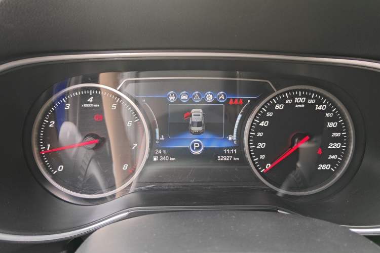 Used Hongqi H5 2018 30TD Smart Connect Dynamic Edition Instrument Cluster