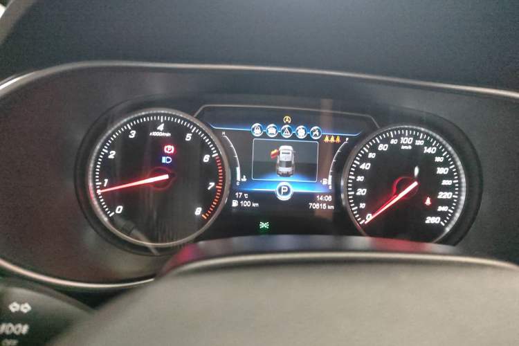 Used Hongqi H5 2018 30TD Smart Connect Dynamic Edition Instrument Cluster