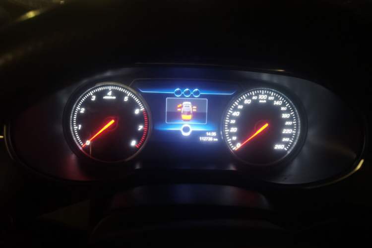 Used Hongqi H5 2018 30TD Smart Connect Dynamic Edition Instrument Cluster