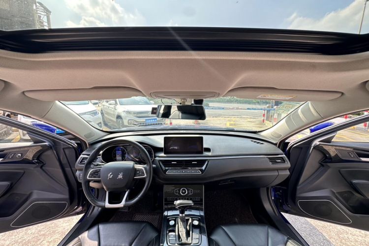 Used Hongqi H5 2018 30TD Dynamic Edition Interior 1