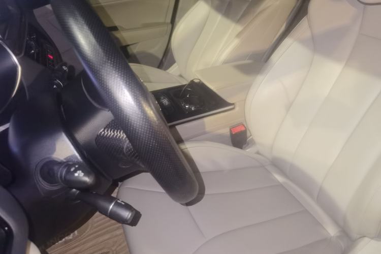 Used Hongqi H5 2018 30TD Smart Connect Dynamic Edition Left Front Seat