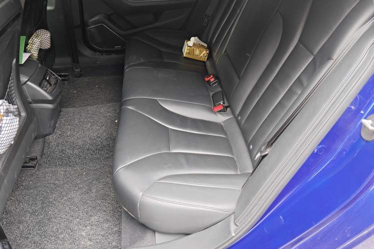 Used Hongqi H5 2018 30TD Smart Connect Dynamic Edition Left Rear Seat