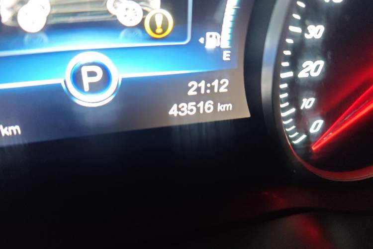 Used Hongqi H5 2018 30TD Smart Connect Enjoy Edition Odometer Close Up