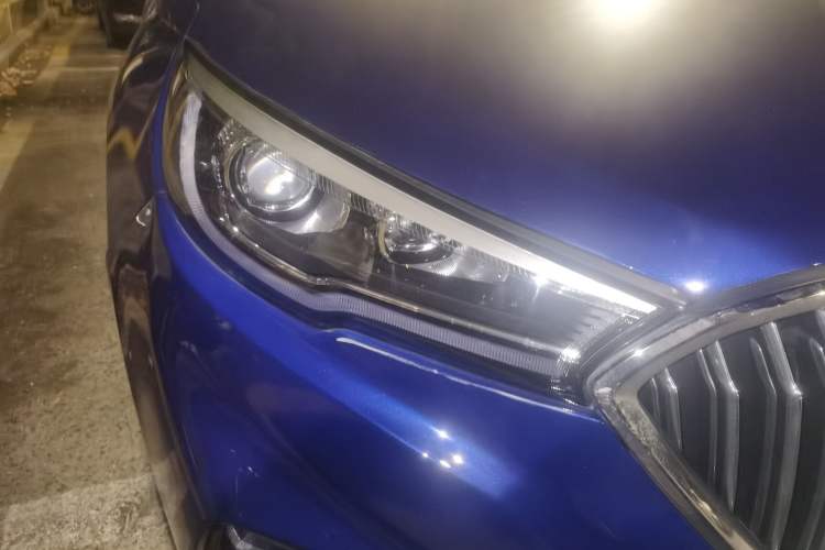 Used Hongqi H5 2018 30TD Smart Connect Dynamic Edition Right Front Headlight