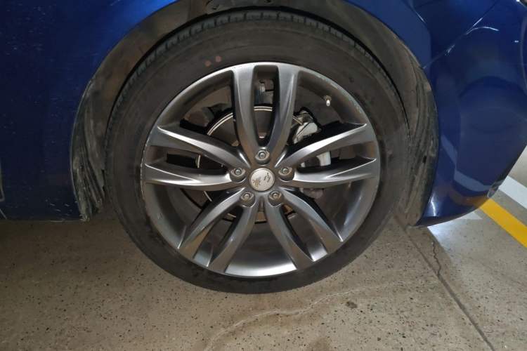 Used Hongqi H5 2018 30TD Smart Connect Dynamic Edition Right Front Wheel Hub