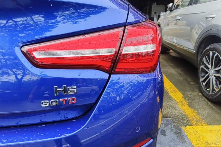 Used Hongqi H5 2018 30TD Dynamic Edition Right Rear Taillight