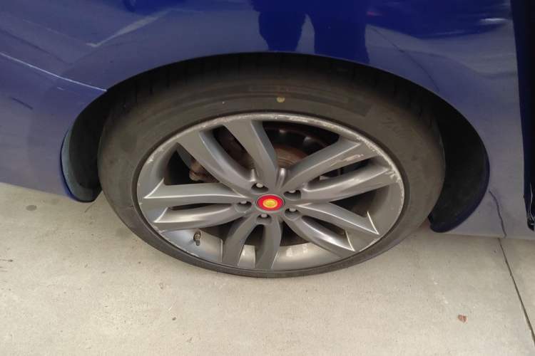 Used Hongqi H5 2018 30TD Smart Connect Dynamic Edition Right Rear Wheel Hub