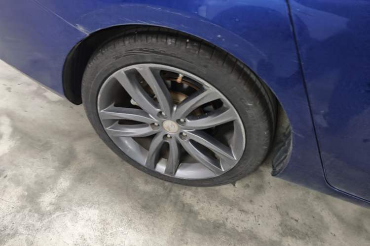 Used Hongqi H5 2018 30TD Smart Connect Dynamic Edition Right Rear Wheel Hub