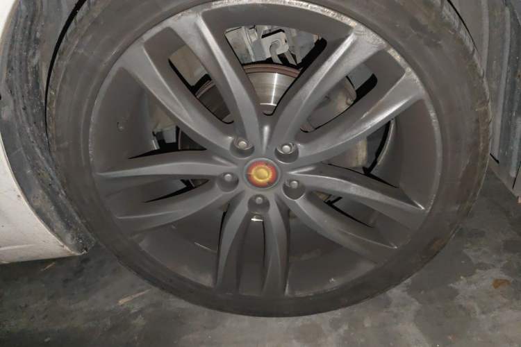 Used Hongqi H5 2018 30TD Smart Connect Dynamic Edition Right Front Wheel Hub