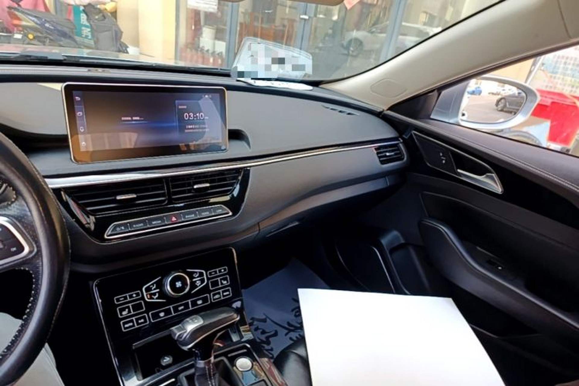 Used Hongqi H5 2018 30TD Smart Connect Dynamic Edition Audio And AC Panel