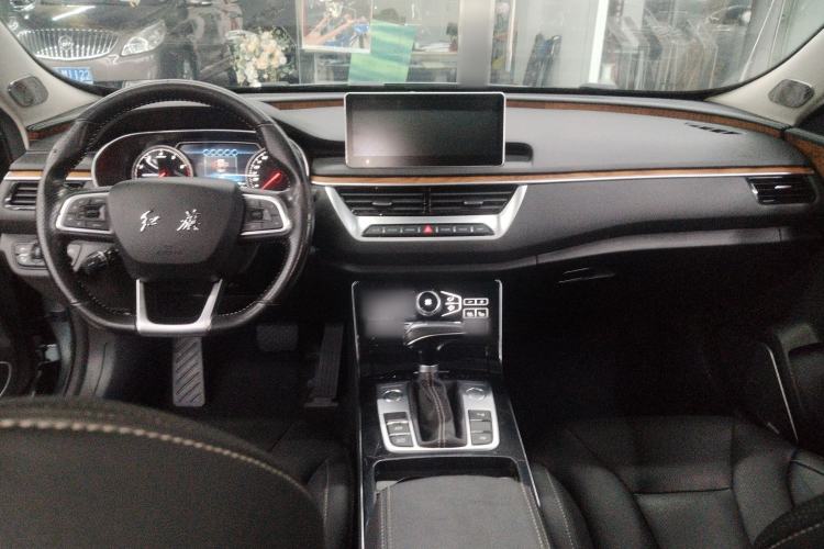 Used Hongqi H5 2018 30TD Smart Connect Dynamic Edition Center Console
