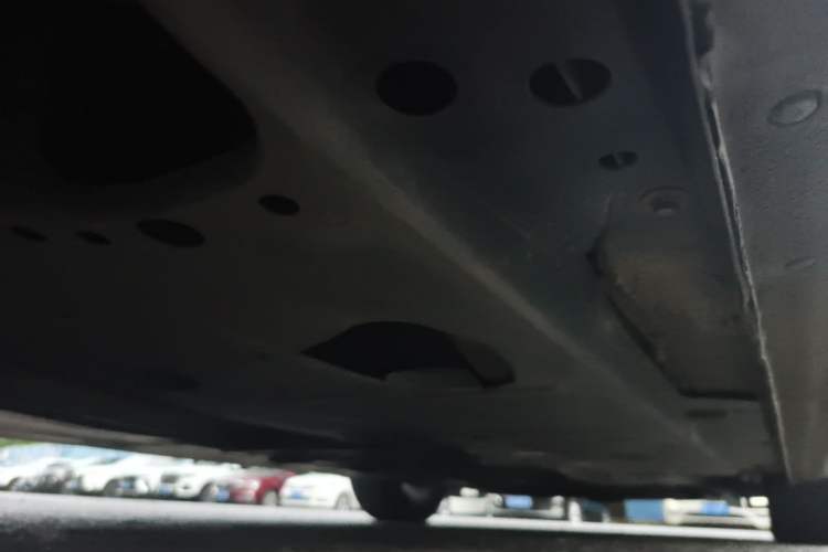 Used Hongqi H5 2018 30TD Dynamic Edition Chassis Rear Right