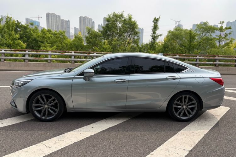 Used Hongqi H5 2018 30TD Smart Connective Dynamic 60th Anniversary Edition Exterior 3
